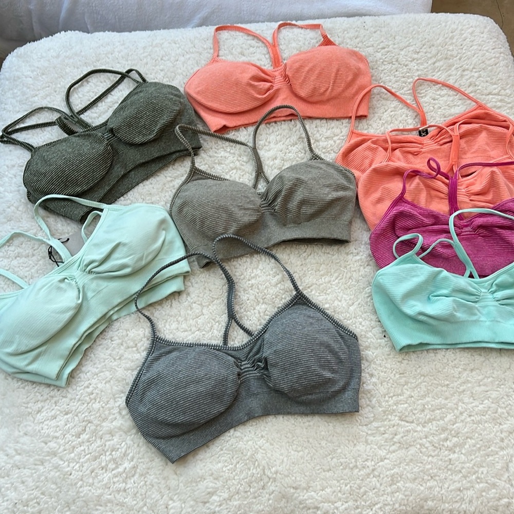 Seamless O/S nikibiki/avocado bralette 2 tone stripes